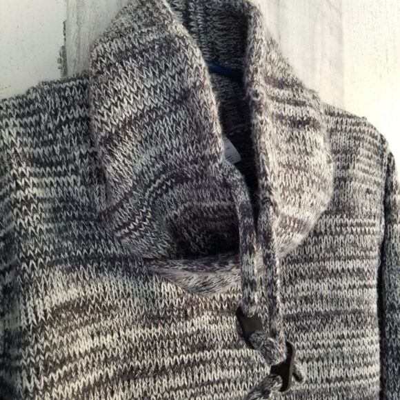 Chunky Thick Cowl Neck Acrylic/Wool Blend Sweater by H & M Divided - Picture 4 of 8